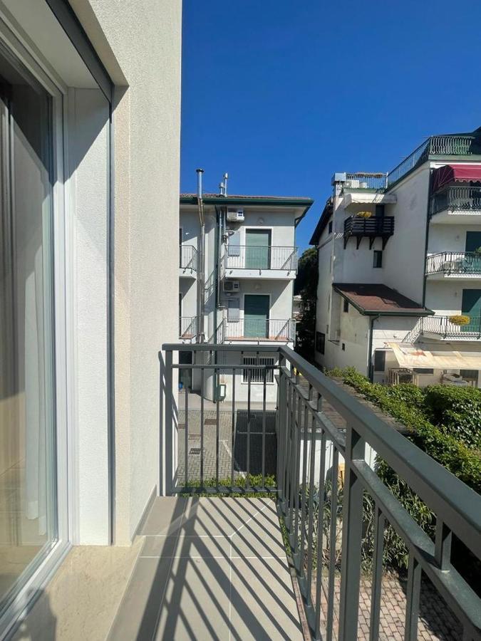 Villa Emma -Walterigato Apartments Solo Per Famiglie Lido di Jesolo Exteriér fotografie